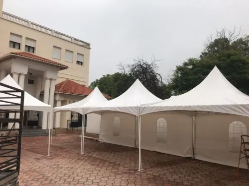 LOCATION CHAPITEAUX ET ORGANISATION 