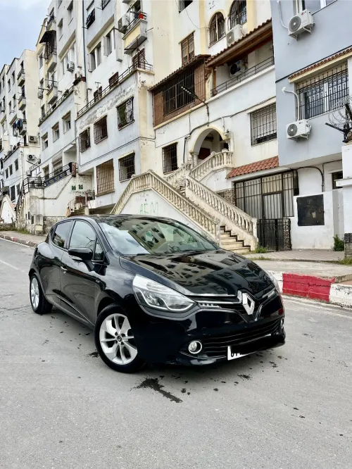 Renault Clio 4 2015 Limited 2