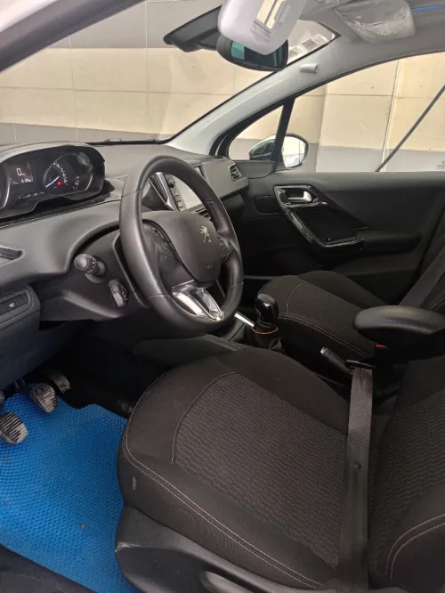 Peugeot 208 2019 Allure Facelift