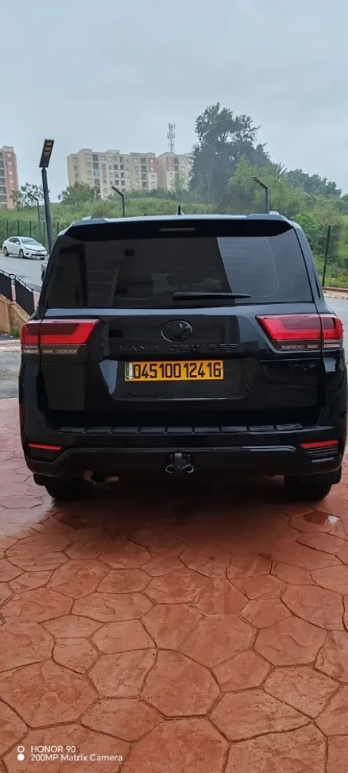Toyota Land Cruiser  2024 