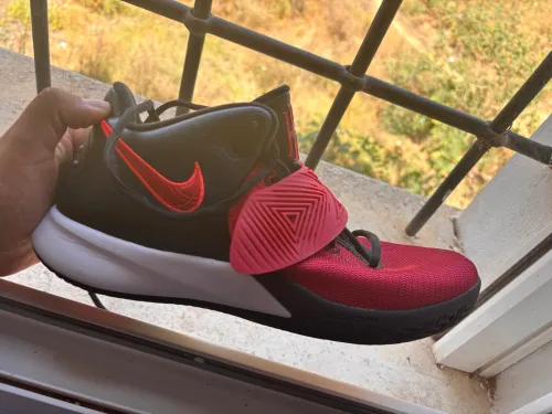 Nike Kyrie Flytrap 3