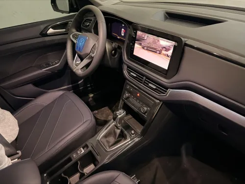 Volkswagen Tharu 2026 Xr
