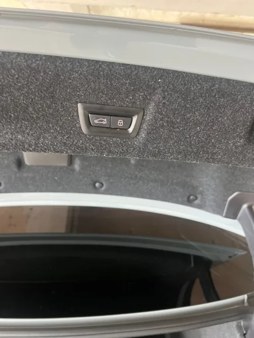 BMW Série 3 2024 Pak m