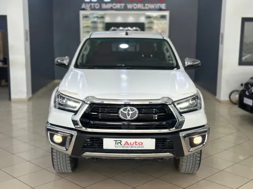 Toyota HILUX 2025 SR5