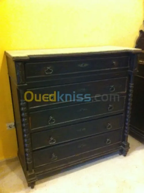 Commode Henri II 5 tiroirs avec marbre