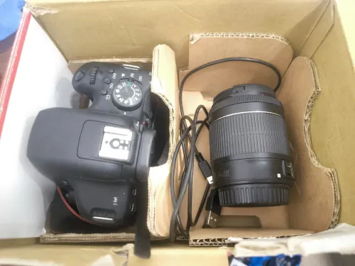 Canon 750D
