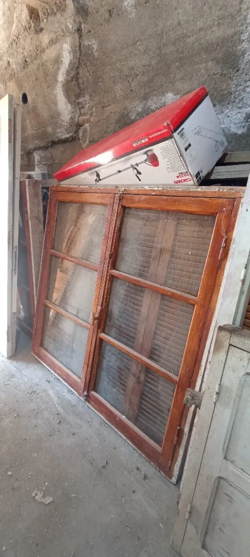 Porte et Fenêtre en bois d'occasion 