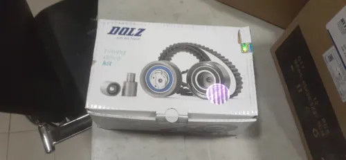 Kit de chaîne avec pompe à eau 03l