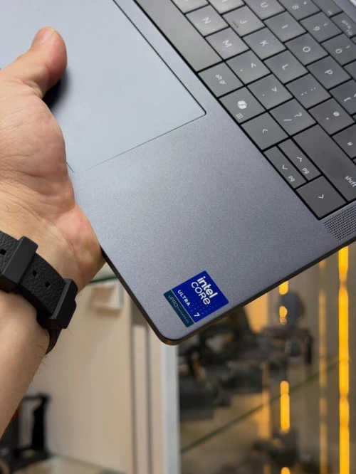 DELL Pro 14 PREMIUM
