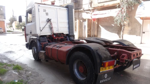 Renault 385 1993
