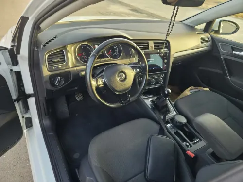 Volkswagen Golf 7 2018 Confortline
