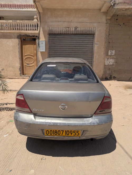 Nissan Sunny 2009 B10