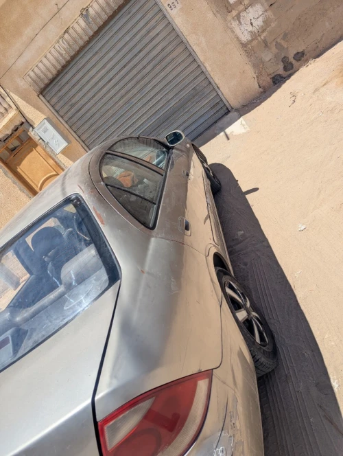 Nissan Sunny 2009 B10