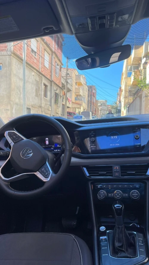 Volkswagen Taos 2024 SE Black 