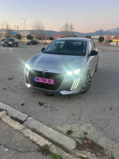 Peugeot 208 2024 Active Pack