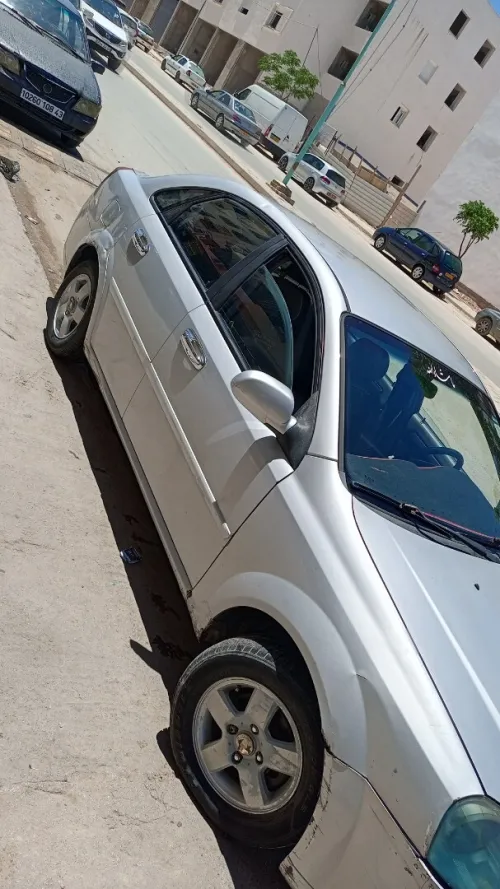 Chevrolet Optra 5 portes 2010 La tout