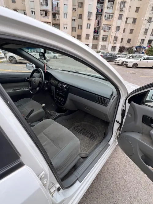 Chevrolet Optra ls 2012 