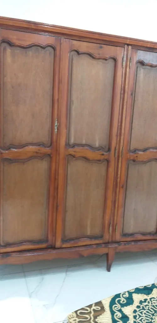 Armoire 2 portes pour ranger vos vêtements