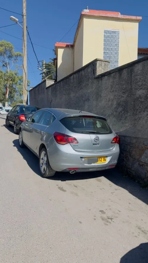 Opel Astra 2012 SPORT