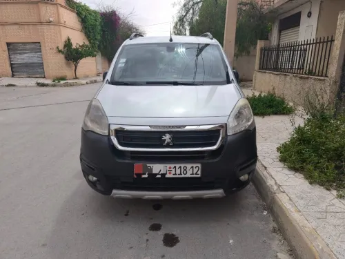 Peugeot Partner 2018 Nouveau Outdoor