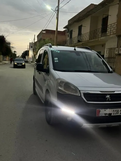 Peugeot Partner 2018 Nouveau Outdoor