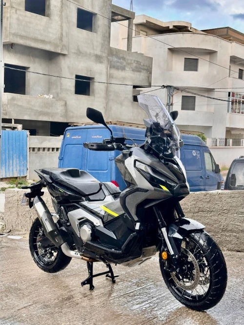 Honda X adv 2025