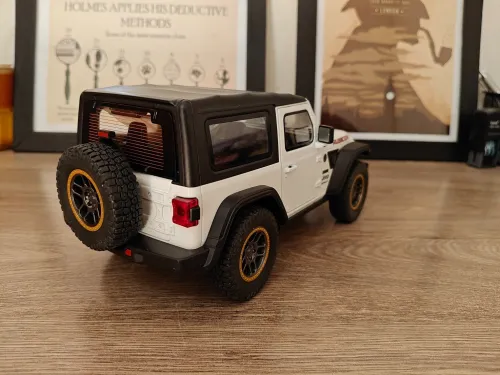 miniatures 1/18