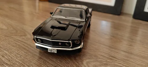 voiture collection 1/24