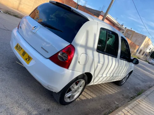 Renault Clio Campus 2011 Clio Campus