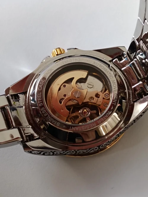 A vendre Montre automatique squelette Acier inoxydable