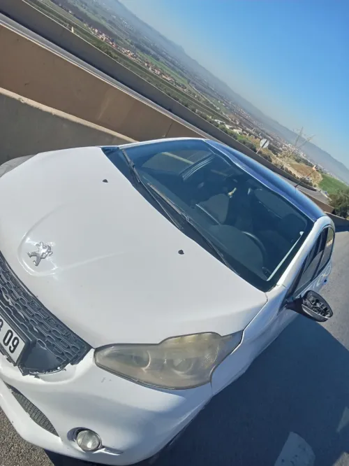 Peugeot 208 2013 Allure