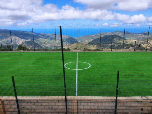 تهيئة و إنجاز الملاعب الرياضية(matico)