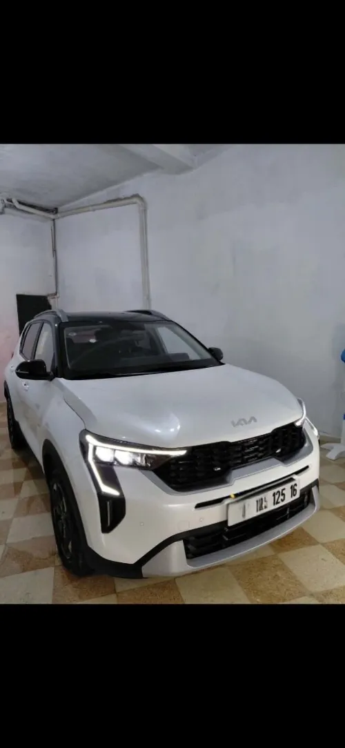 Kia Sonet  2025 Luxury