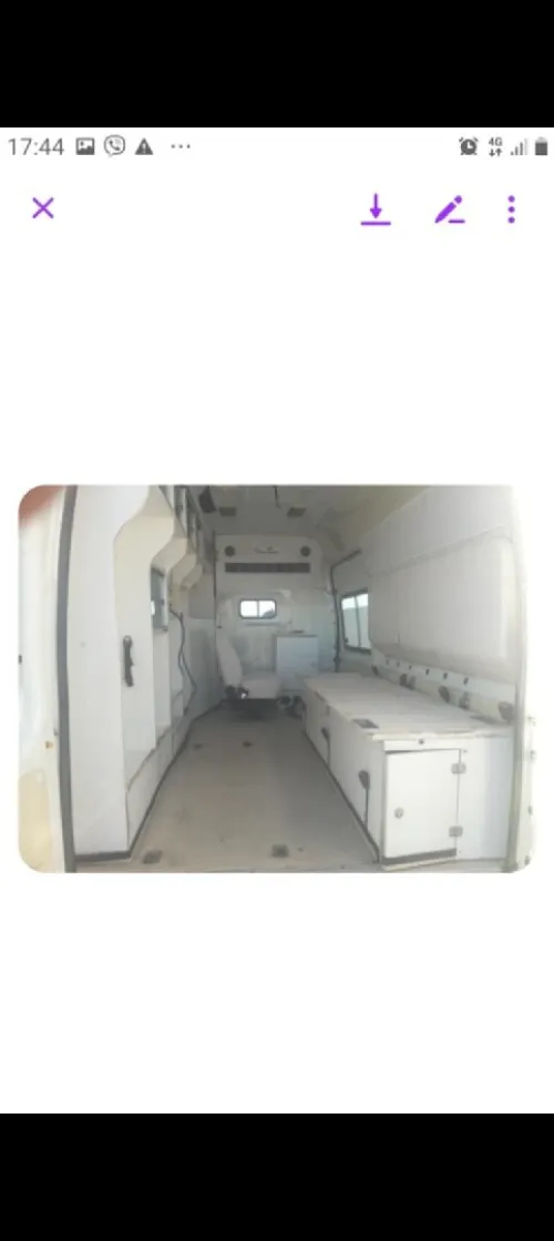 Ford Ambulance 2006 