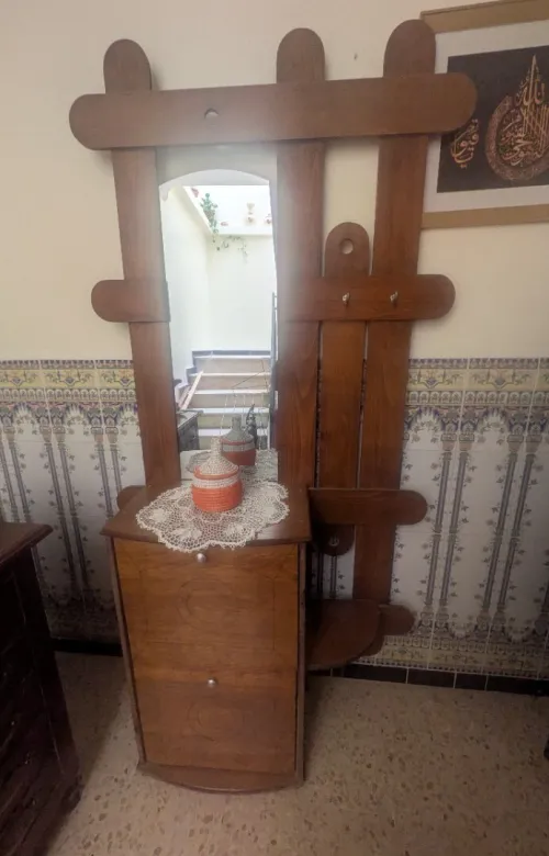 Meuble a chaussures en bois d origine Indonésie avec miroir et porte manteau