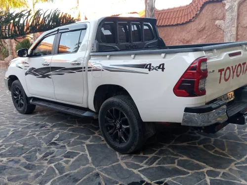 Toyota Toyota suaadi 2024 