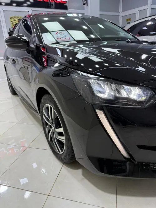 Peugeot 208 2022 Allure