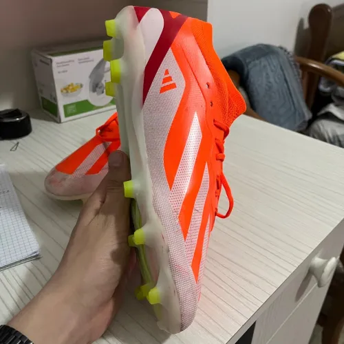 Soulier adidas pointure 44