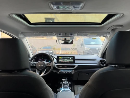 Kia K3 2025 Luxuri