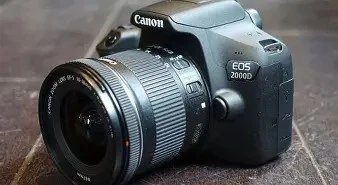 Caméra CANON EOS 2000D