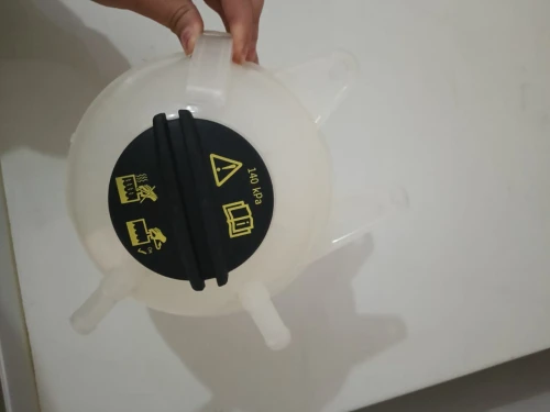 Vase d'eau JETOUR X70