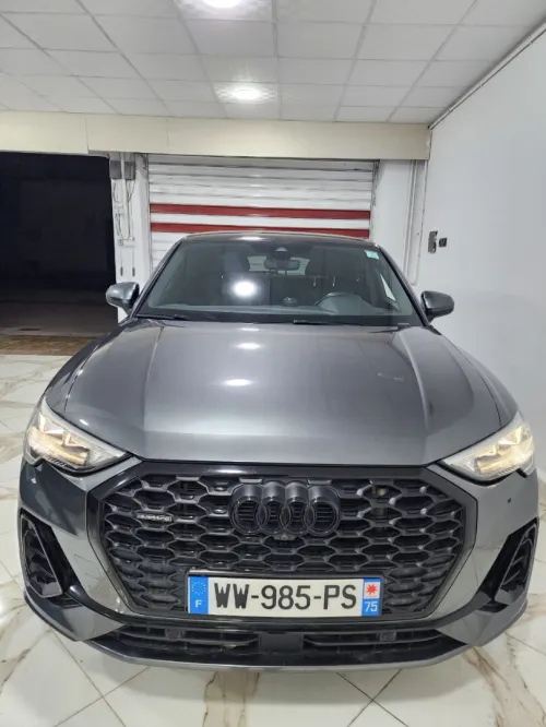Audi Q3 2022 Q3