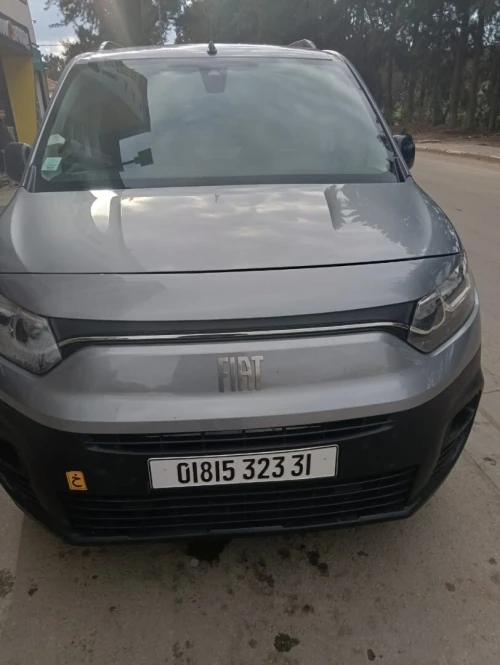 Fiat Doblo 2023 ITALI