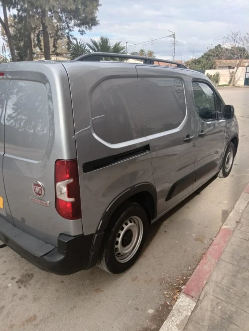Fiat Doblo 2023 ITALI