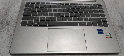 حاسوب محمول HP من الجيل 13 pc portable HP i7 13 ème génération