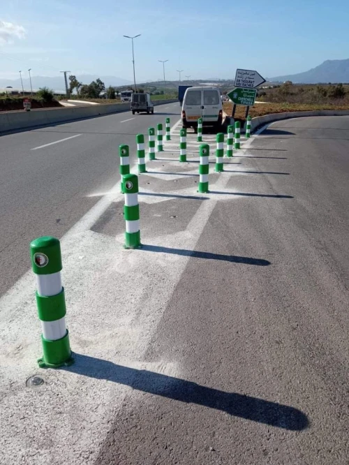 TRAVAUX DE SIGNALISATION ROUTIÈRE HORIZONTAL ET VERTICAL PARKING ET ROUTE
