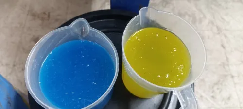 Fabrication de produits détergents et d'entretien automobile