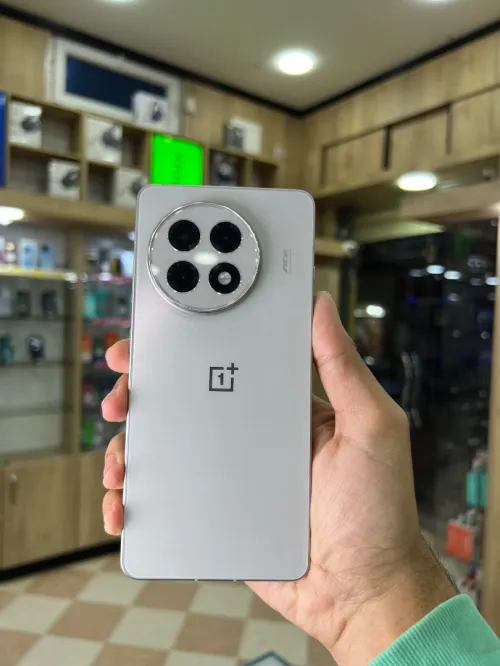 ONE PLUS 13R 12/256gb 