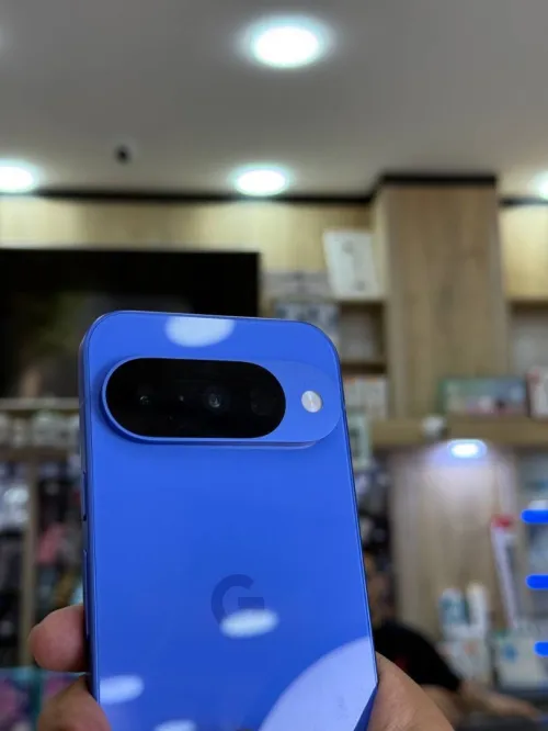 Google Pixel 10 128GB Bleu 12GB RAM Batterie 100% 