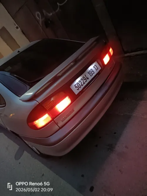 Renault Laguna 1 1999 initial paris